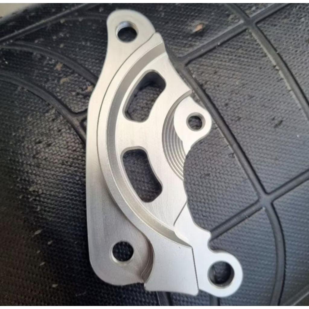 Breket Kaliper 2P Samurai RCB 2 Piston CNC Mio Smile Mio Soul Mio Sporty Shock KYB