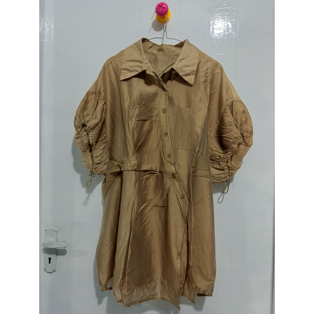 Blouse balon lengan pendek warna caramel