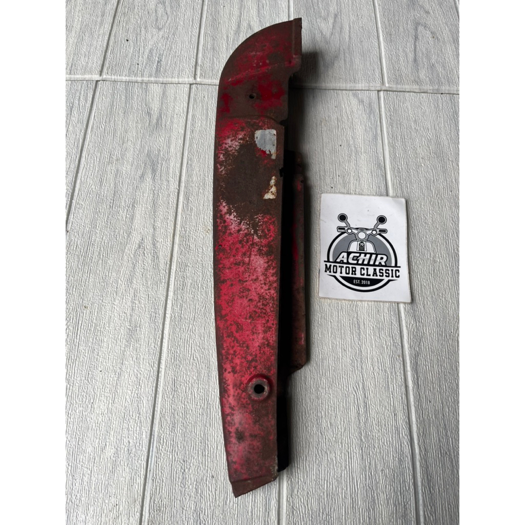 tutup rantai atas shock pendek honda c70 c700 c800 Supercup original