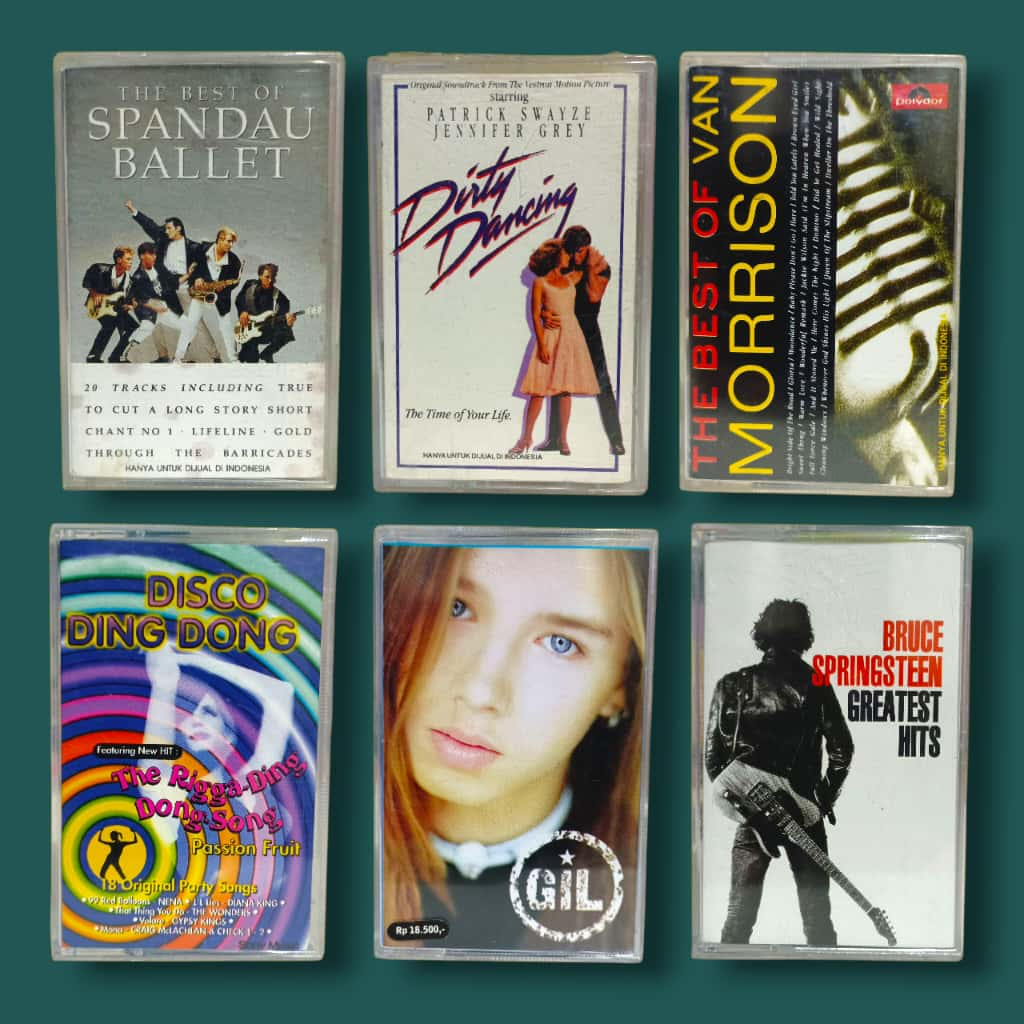 Kaset Pita Lagu Barat Populer Lawas - Kumpulan Lagu Lawas Kaset Tape Jadul Vintage - Dekorasi