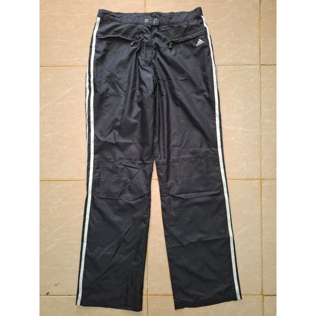 Preloved Celana Panjang Olah Raga Lari Yoga Zumba Adid*s Hitam Unisex