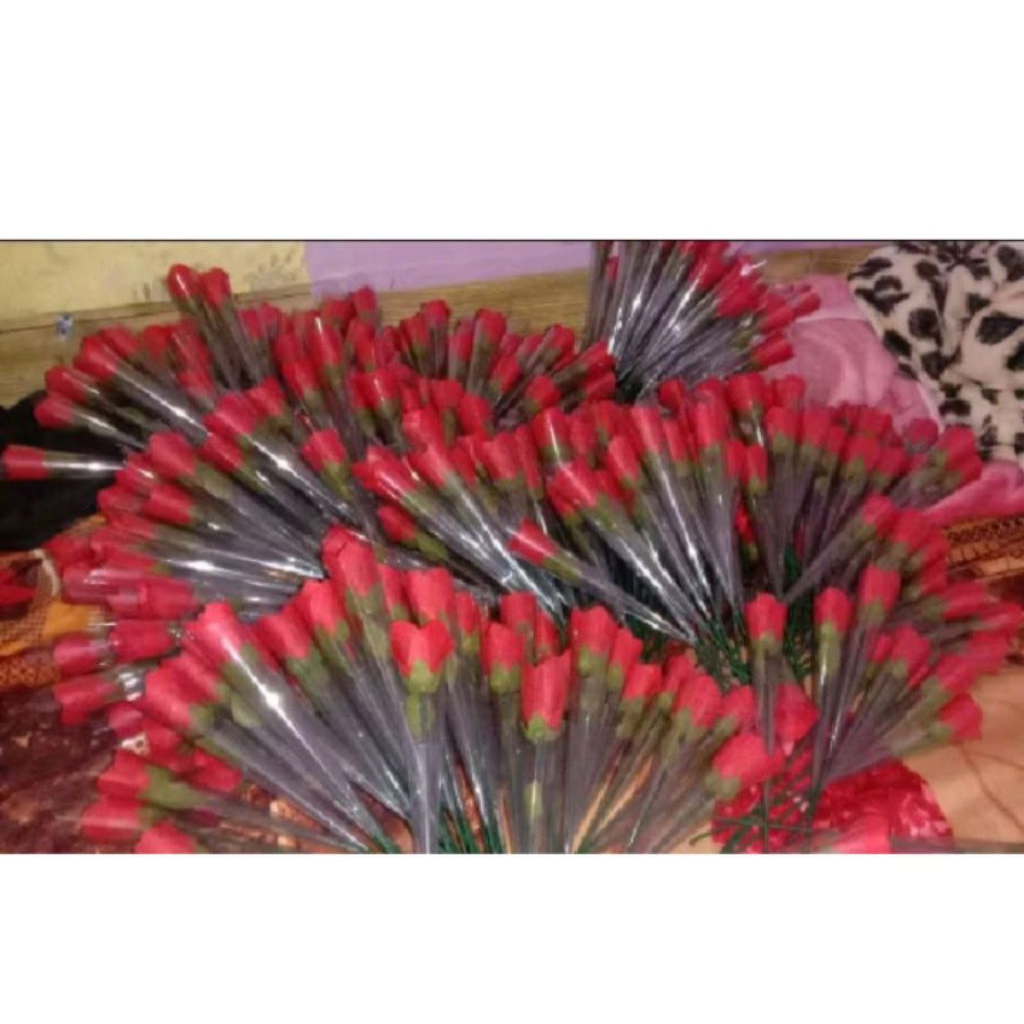 Bunga mawar tangkai/ bunga flanel satuan setangkai hari ibu/ single buket bunga hari ibu/buket singl