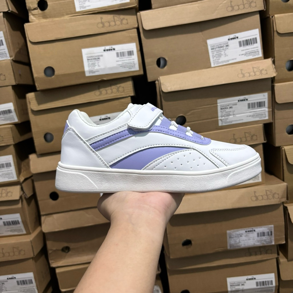 (size 34) SEPATU ANAK AIRWALK COLBY JR - WHITE PURPLE