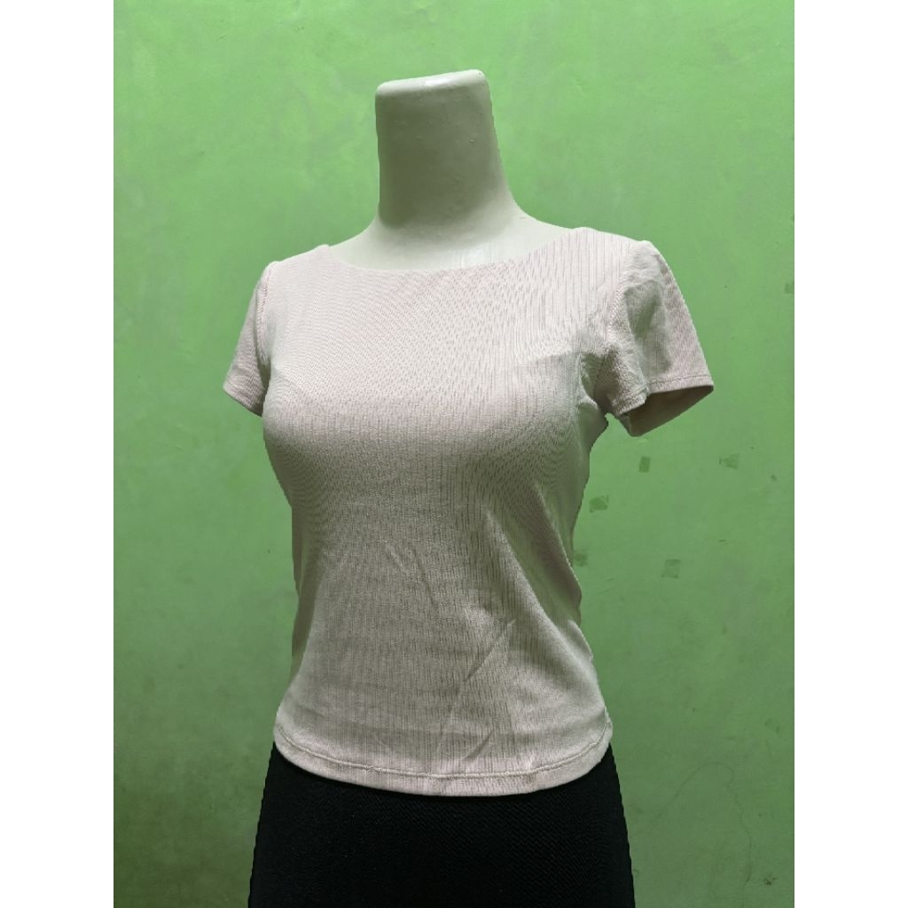 UNIQLO | AIRism Cotton Low Back Bra T-Shirt | Preloved