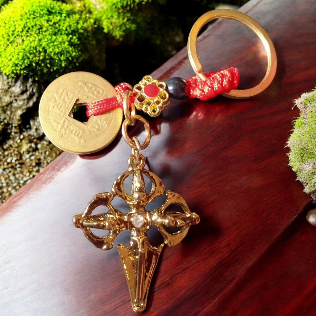 gantungan fengshui Tibet Vajra Phurpa