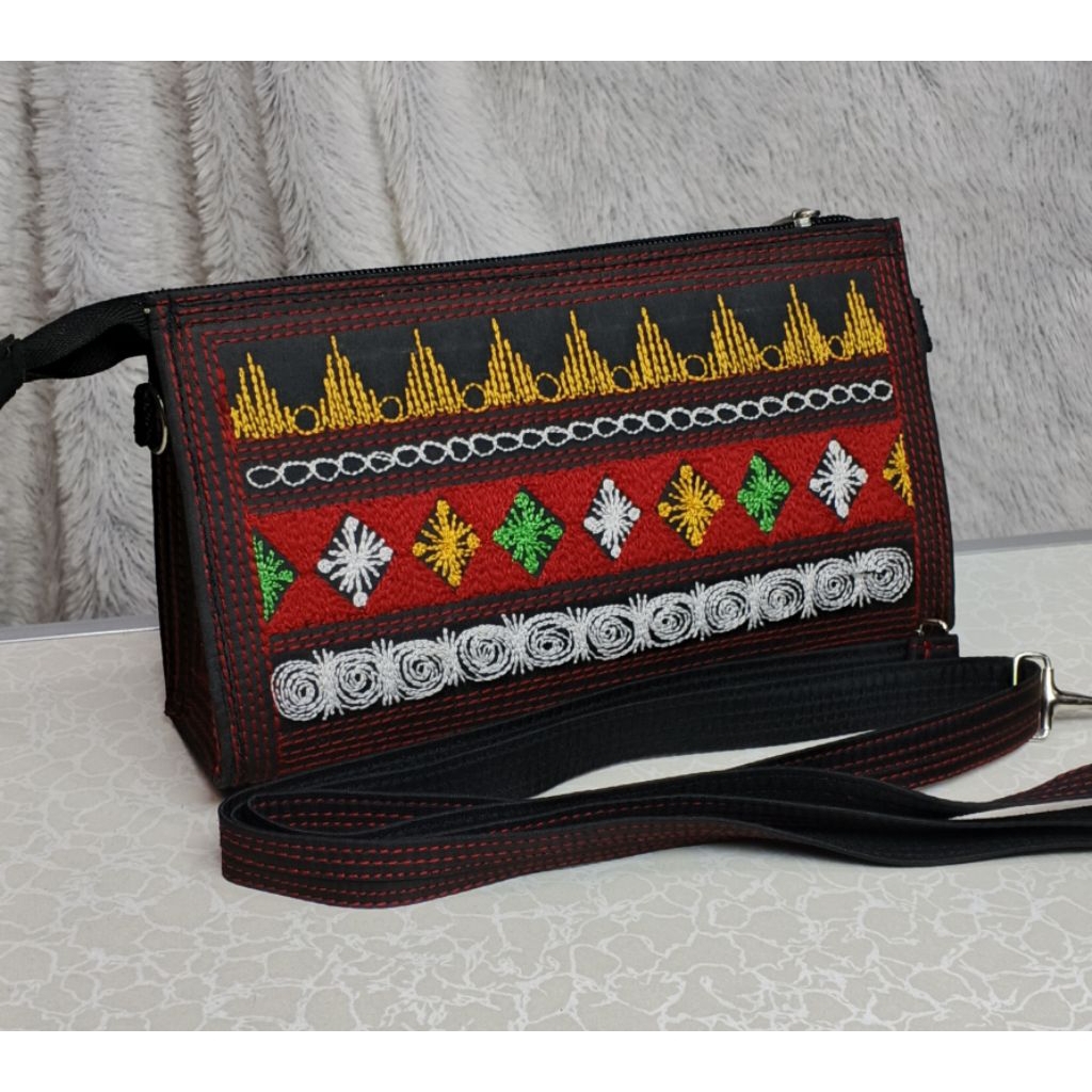 Dompet Kerawang Gayo Khas Aceh +tali selempang/Dompet Wanita Untuk Keharian