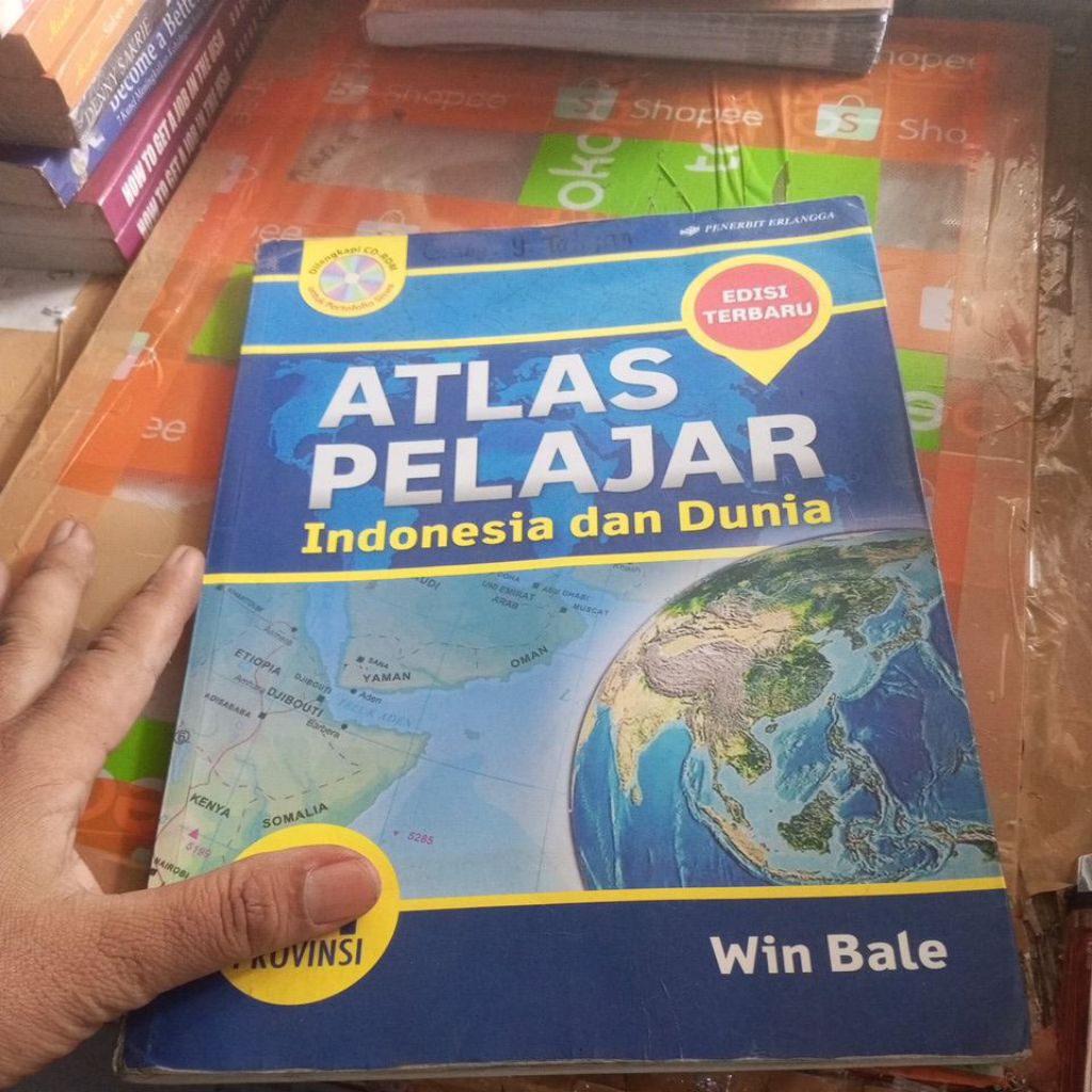 BUKU ATLAS PELAJAR INDONESIA DAN DUNIA BY WIN BALE PENERBIT ERLANGGA BEKAS ASLI NON CD