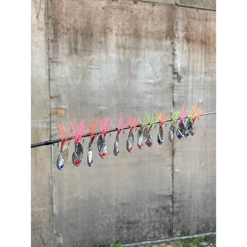 Umpan jitu gabus besar / sirip hiu / HS solid / metal vibra / vibra umpan gabus