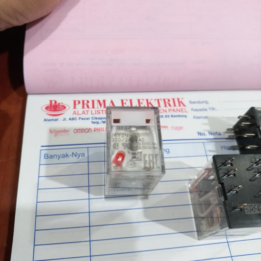Relay My2n-Gs 220vac Omron original+ socket my2 8 pin