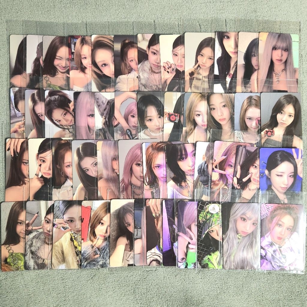 BABYMONSTER Photocard/ Special PC - Official from Album BABYMONSTER WE GO UP [ Pattern /Photobook (W