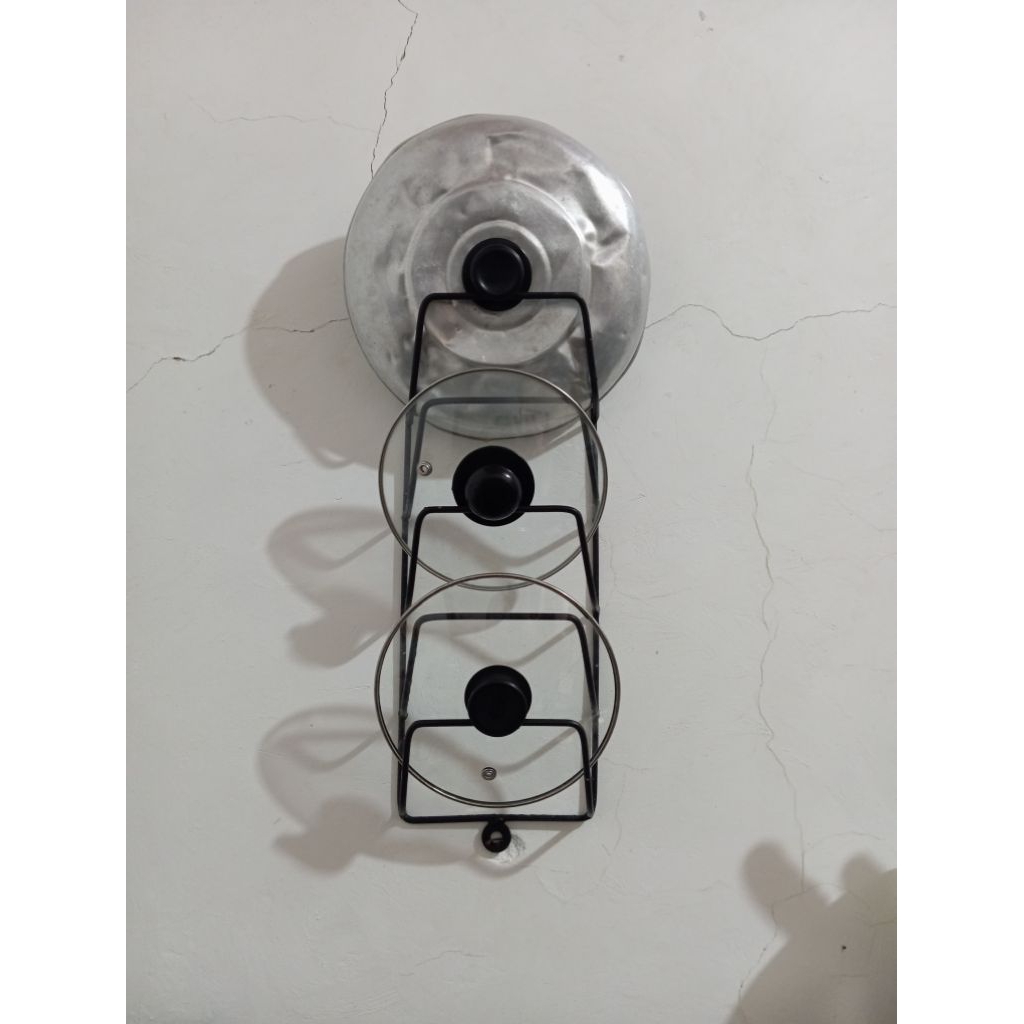 rak tutup panci/rak dinding tutup panci/tempat tutup panci/ rak susun tutup panci/rak gantungan tutu