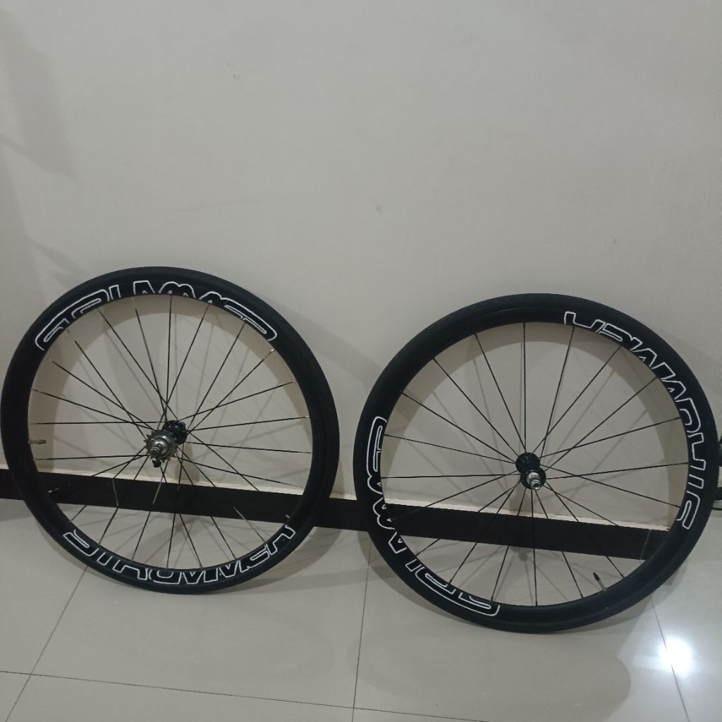 wheelset 20 24 hole strummer hyper30
