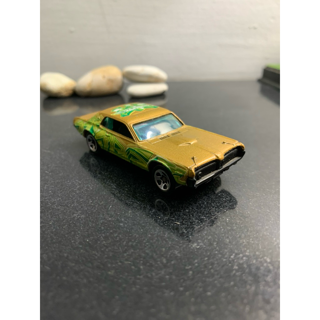 HOTWHEELS 68 COUGAR
