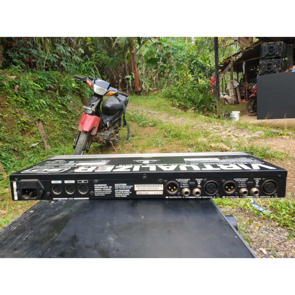 efek behringer fx2000