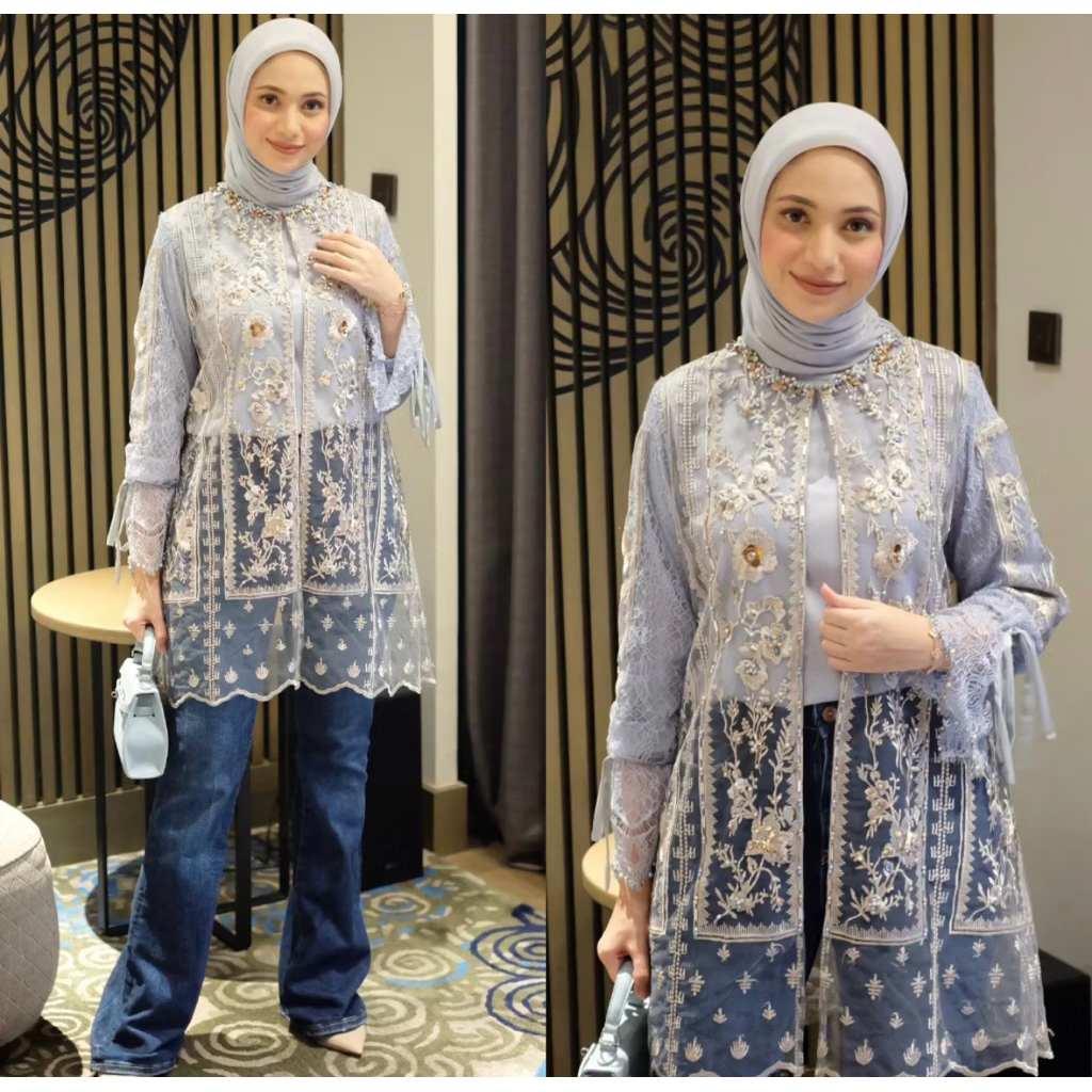 Preloved Kebaya Inara Outer Denim Merk Sarah the label kondisi  baru masih ada hang tag