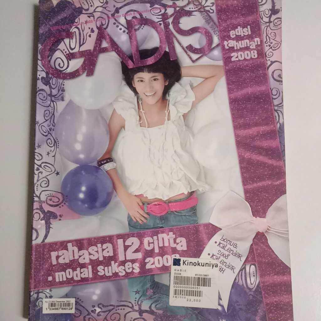 Majalah Gadis Edisi Tahunan 2008 Cover Anggreka Michello Bulan Lubis