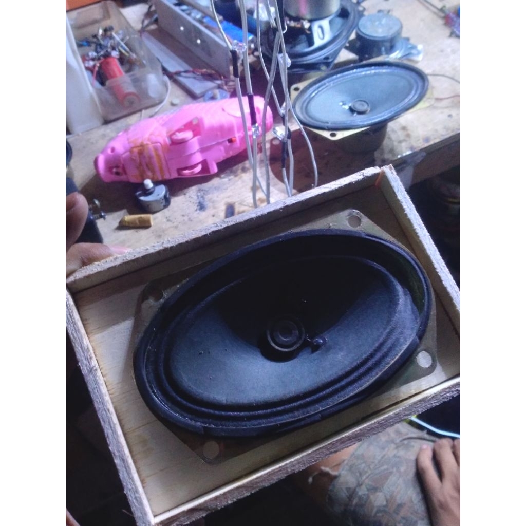 Speaker Midle oval+box
