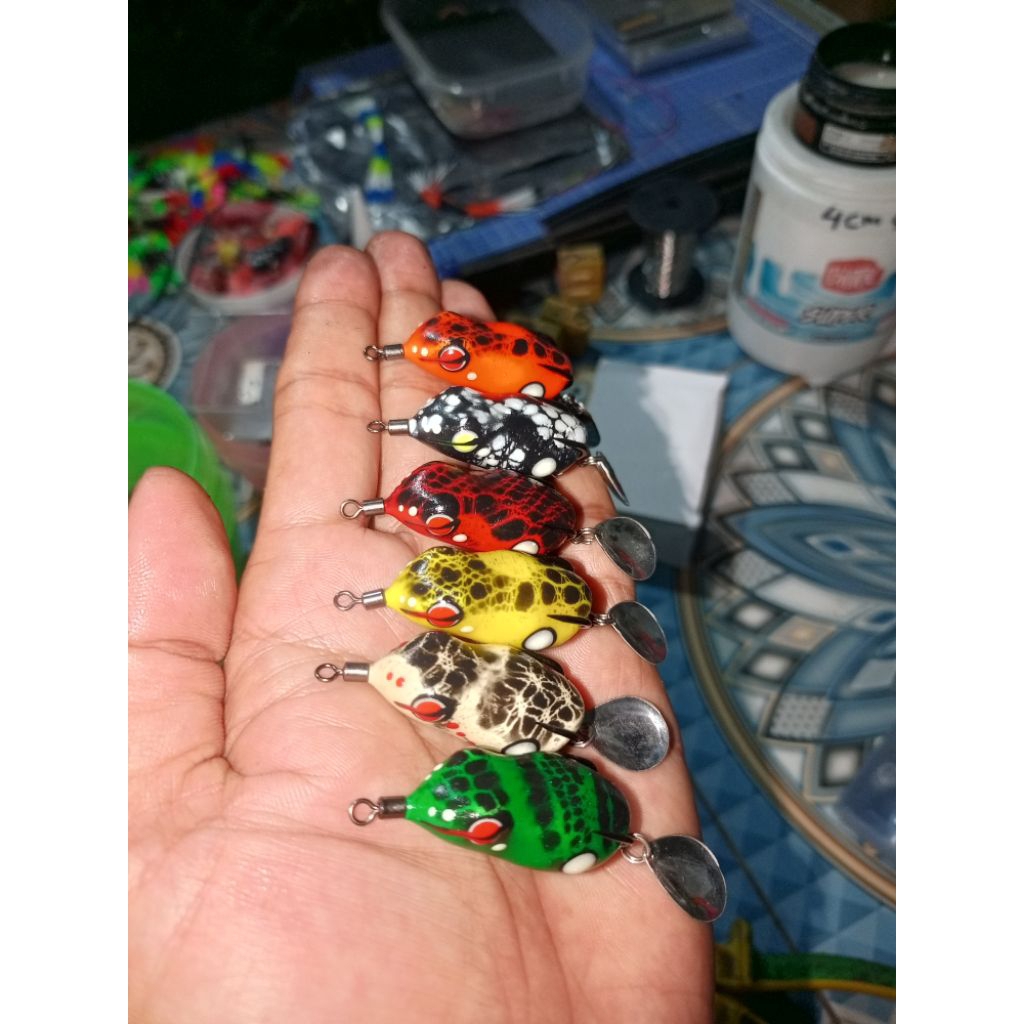 soft frog 3,7cm 5gram hook 1/0