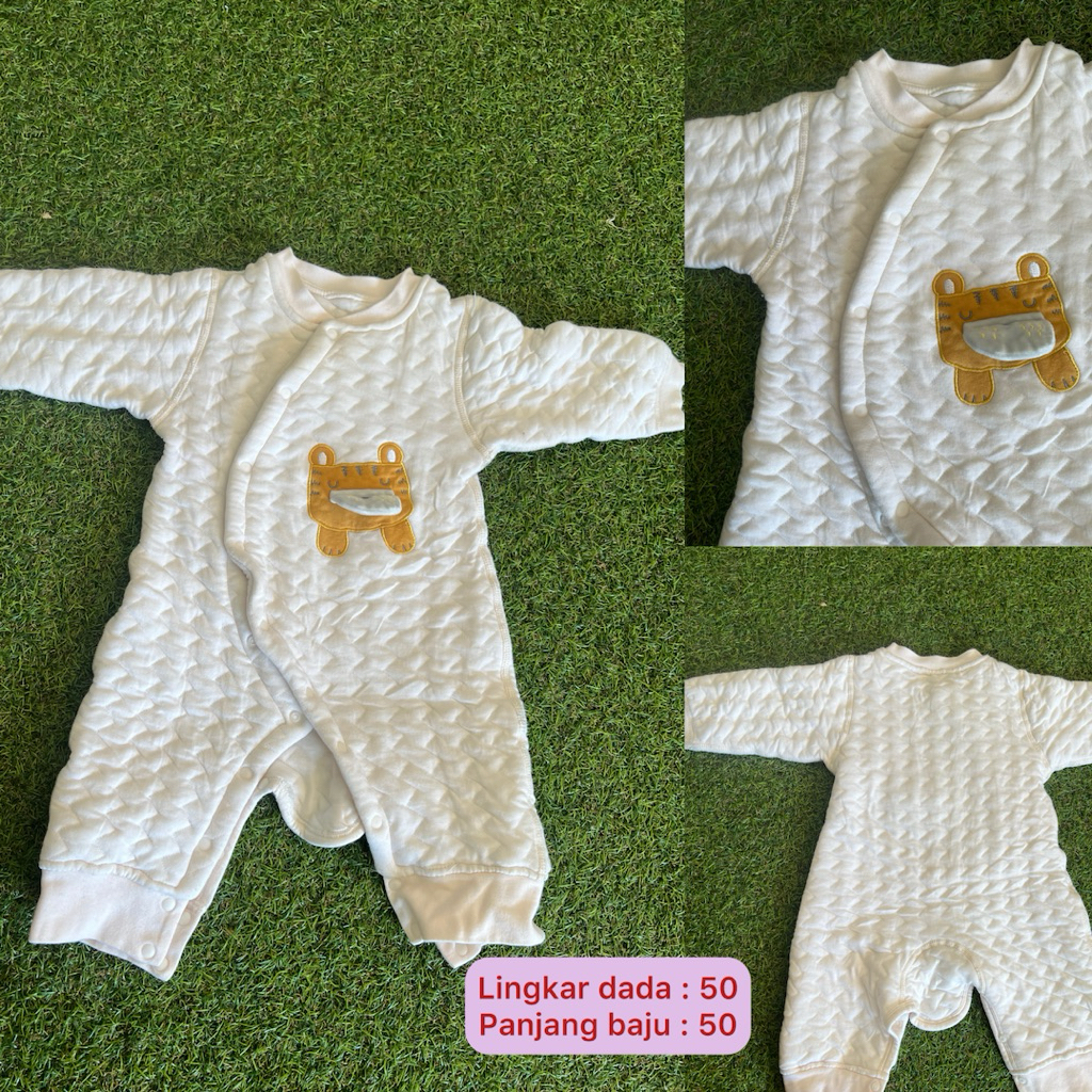 Baju Hangat Bayi Bekas