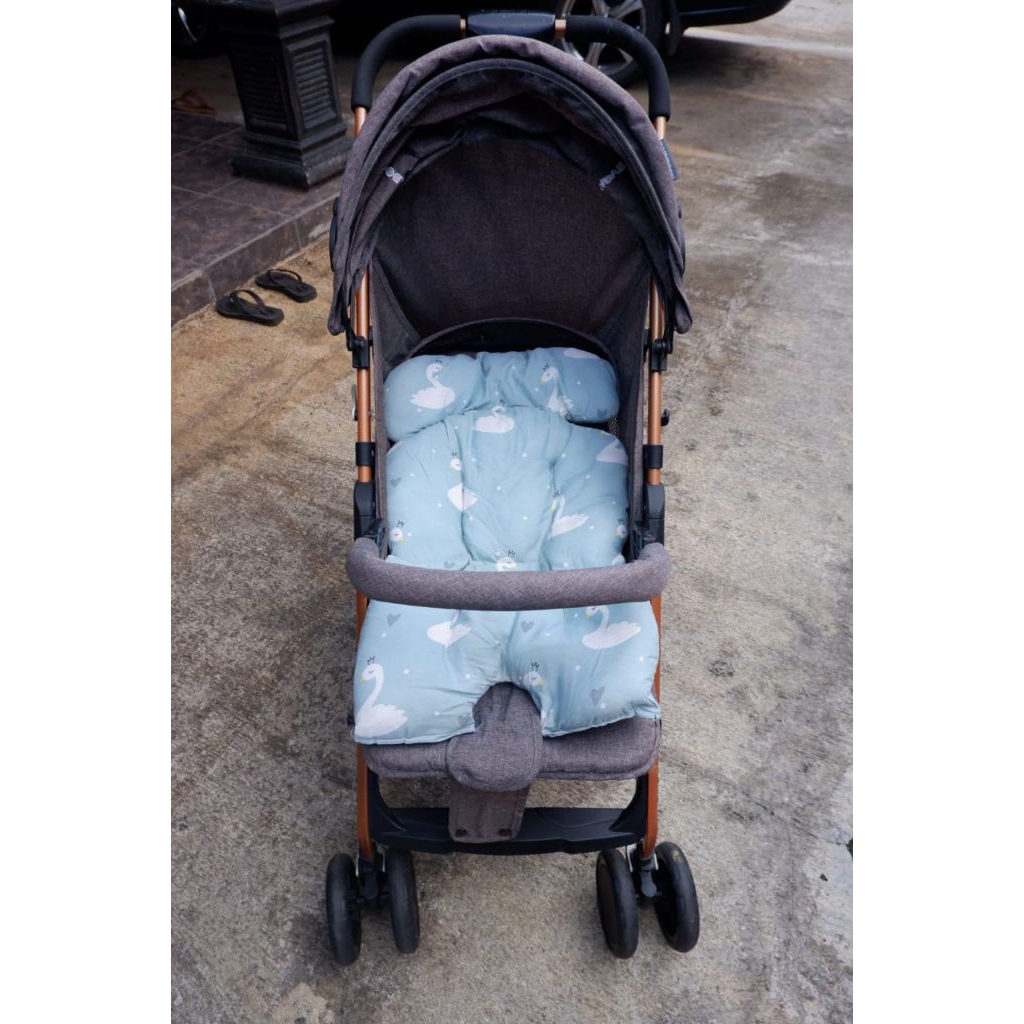 preloved stroller babydoes holla / kereta dorong bayi