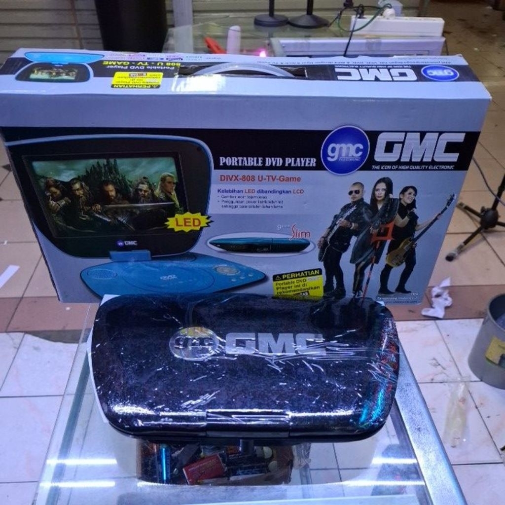 Dvd Portable Gmc 9,8 inchi usb tv mp3