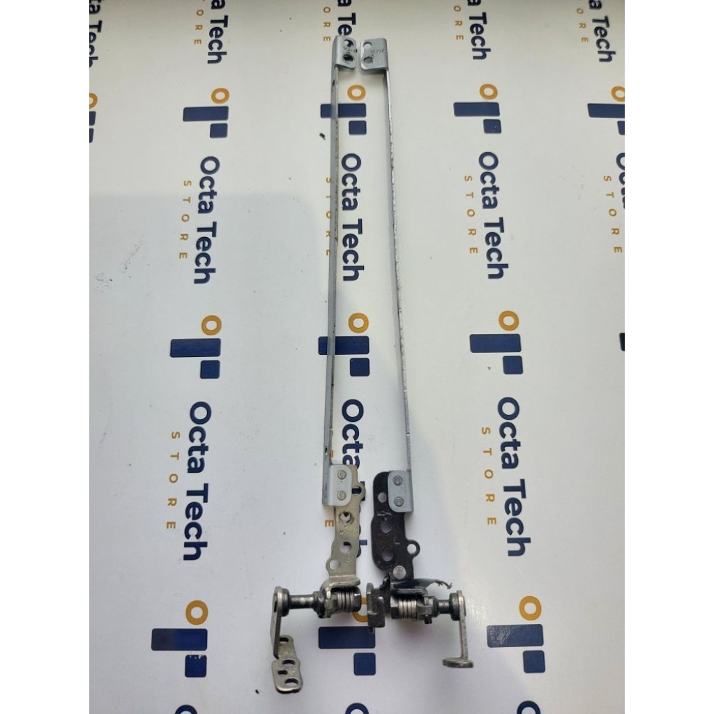 Engsel Laptop Toshiba NB500 NB505 NB520