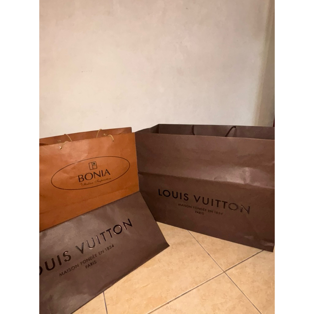 KANTONG TAS BRANDED BAGS LV