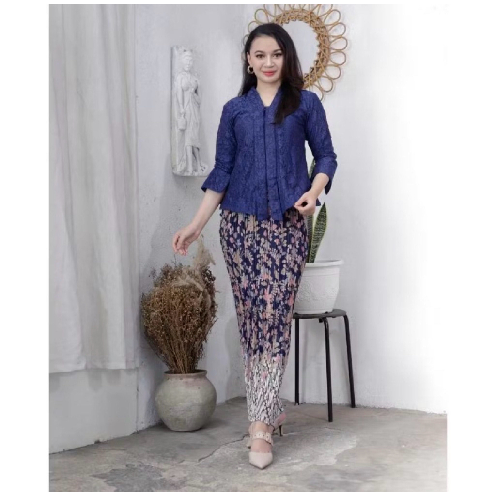 Setelan kebaya Floy brokat kartini / baju kondangan / Kebaya modern / kebaya kartini