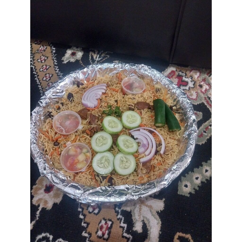 NASI KEBULI PERSIAN DAGING SAPI TAMPAH MEDIUM