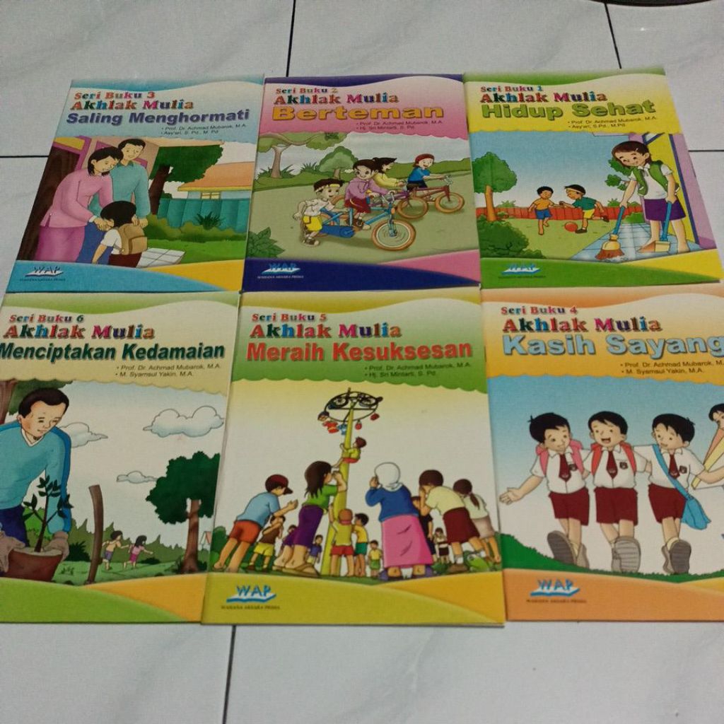 Harga Buku Akhlak Mulia Terbaru Jul 2026 | BigGo Indonesia