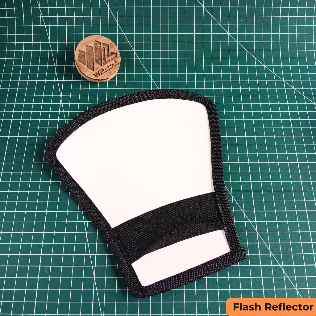 External Flash Reflector & Diffuser Silver & White 2 in 1 Camera Flash