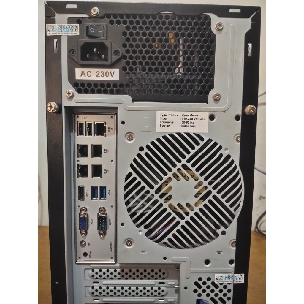PC server zyrex xeon E 2224. 3.40ghz 1151