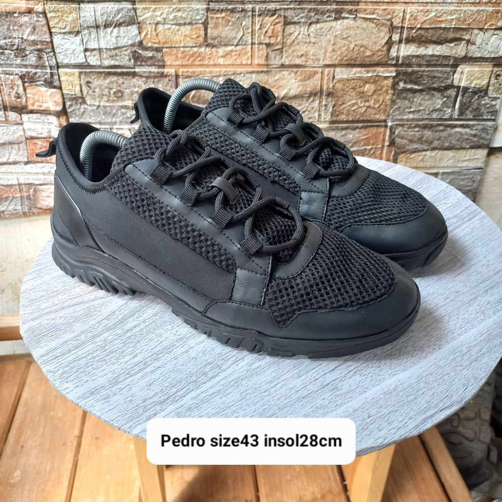 Sepatu pria ful black merk Pedro size43 insol28cm [Free Ongkir]