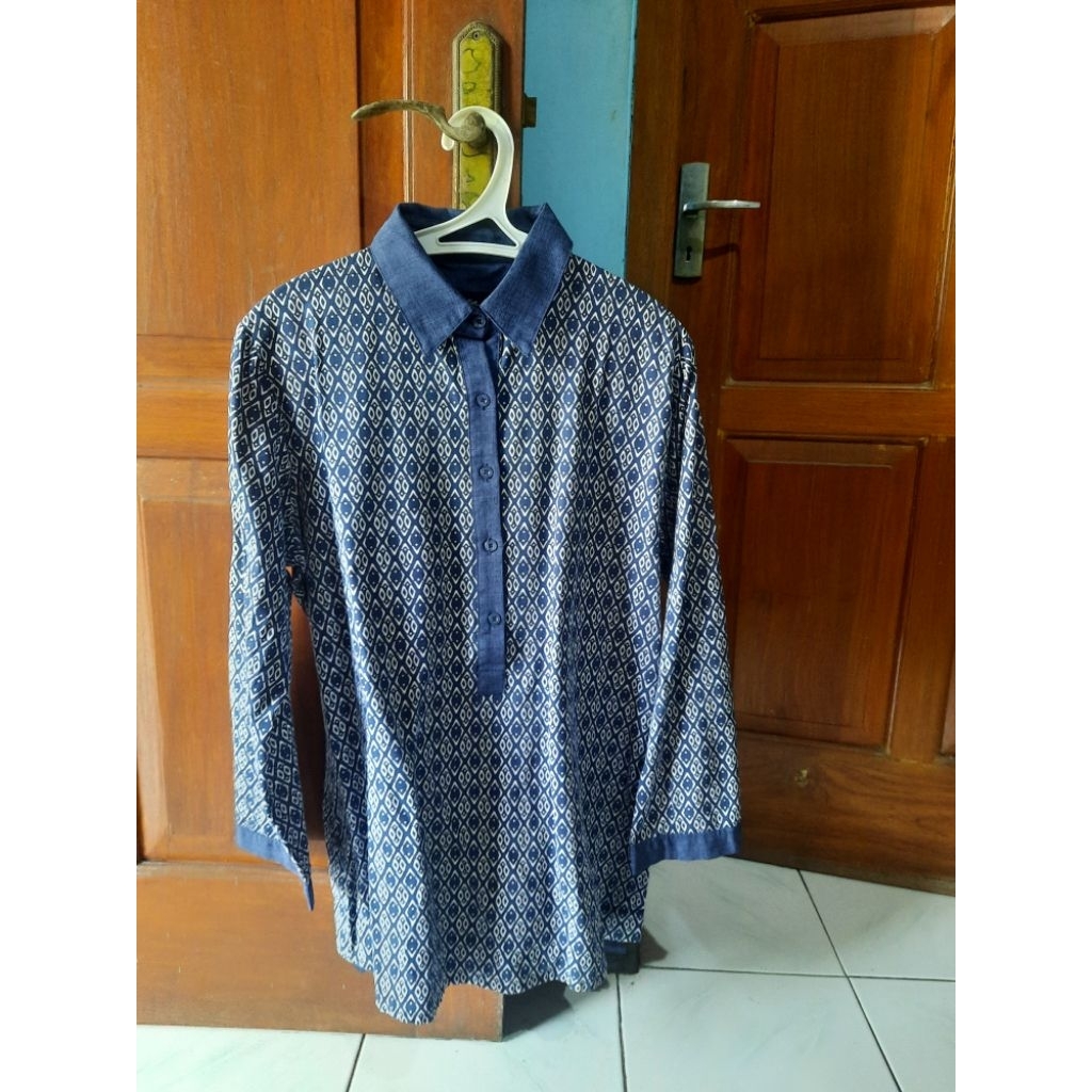Kemeja Batik Wanita Jumbo (Big Size) Warna Navy (Detail Baca Deskripsi)
