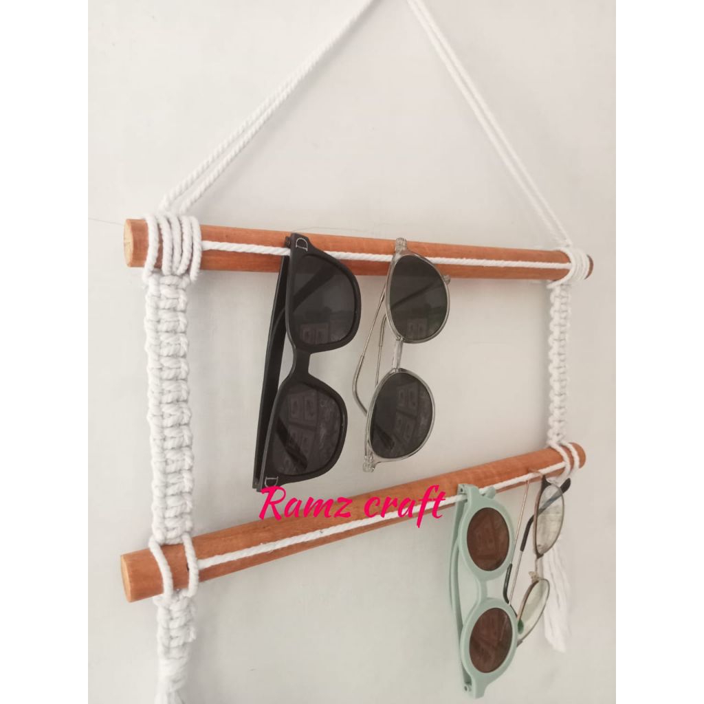 Tempat kacamata gantung/Rak kacamata