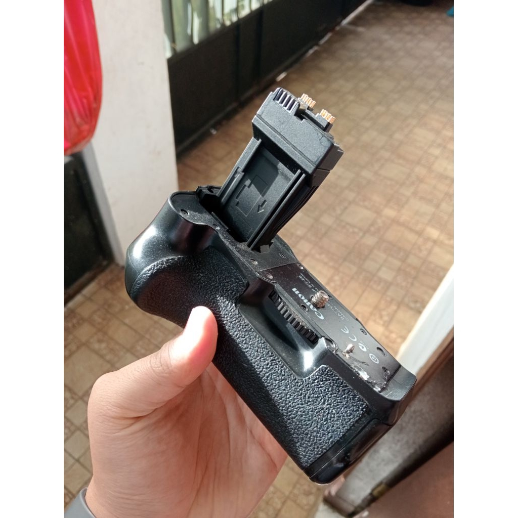 BATERAI GRIB CANON ORIGINAL 600D 650D 700D SECOND MURAH 