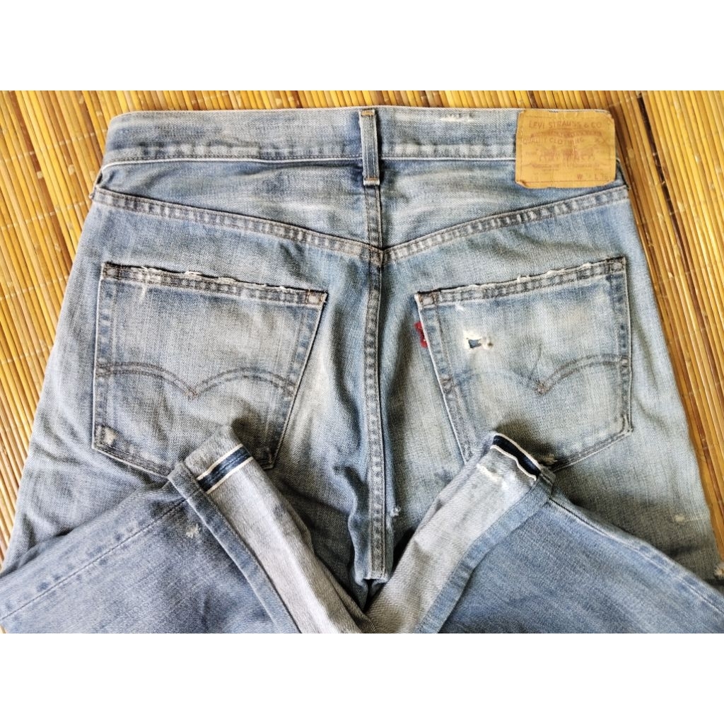 Levi's® 501xx Vintage 1971 Red Line Selvedge Original Made In JapanLevi's® Vintage Clothing Lot 7150