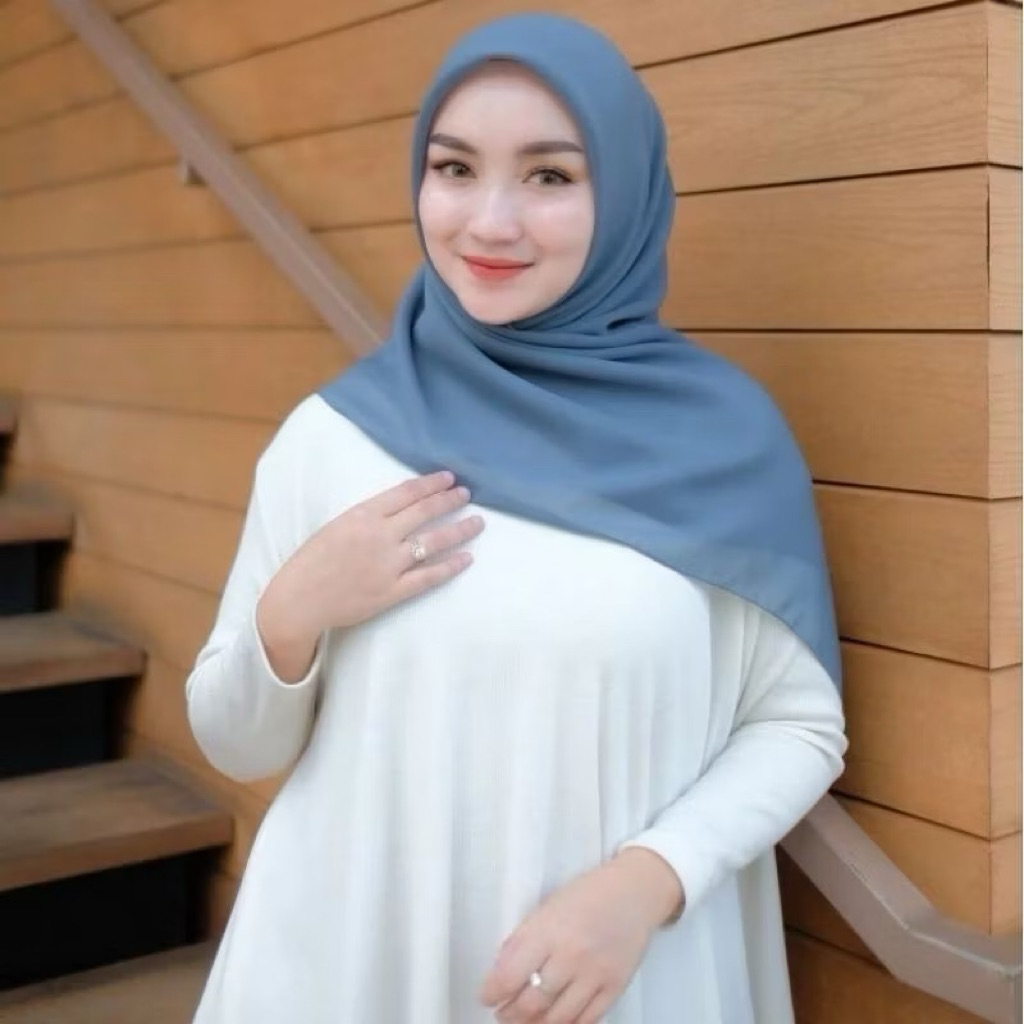Hijab Segiempat Bella Square denim || Segi Empat Bella Square biru denim segiempat denim
