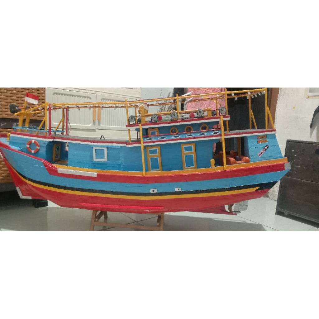 miniatur kapal RC