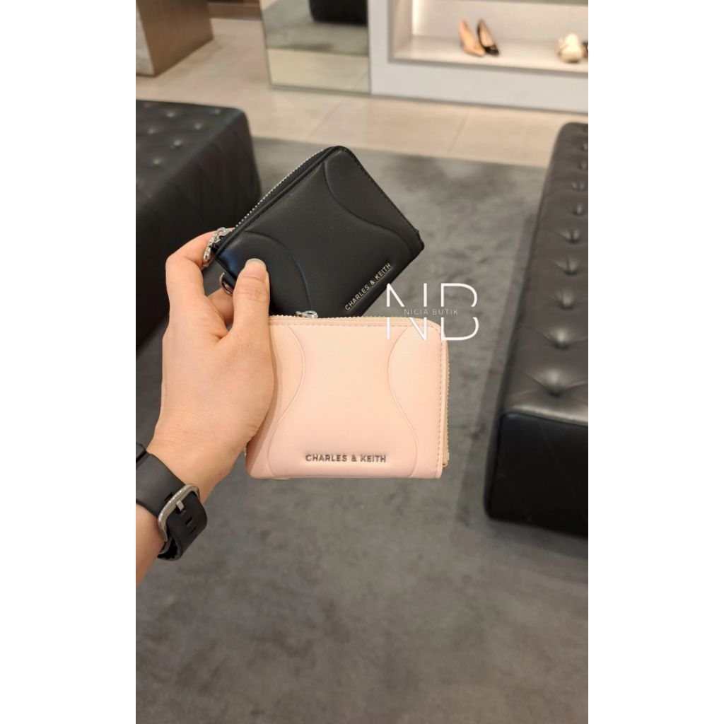 Dompet ck wristlet chain