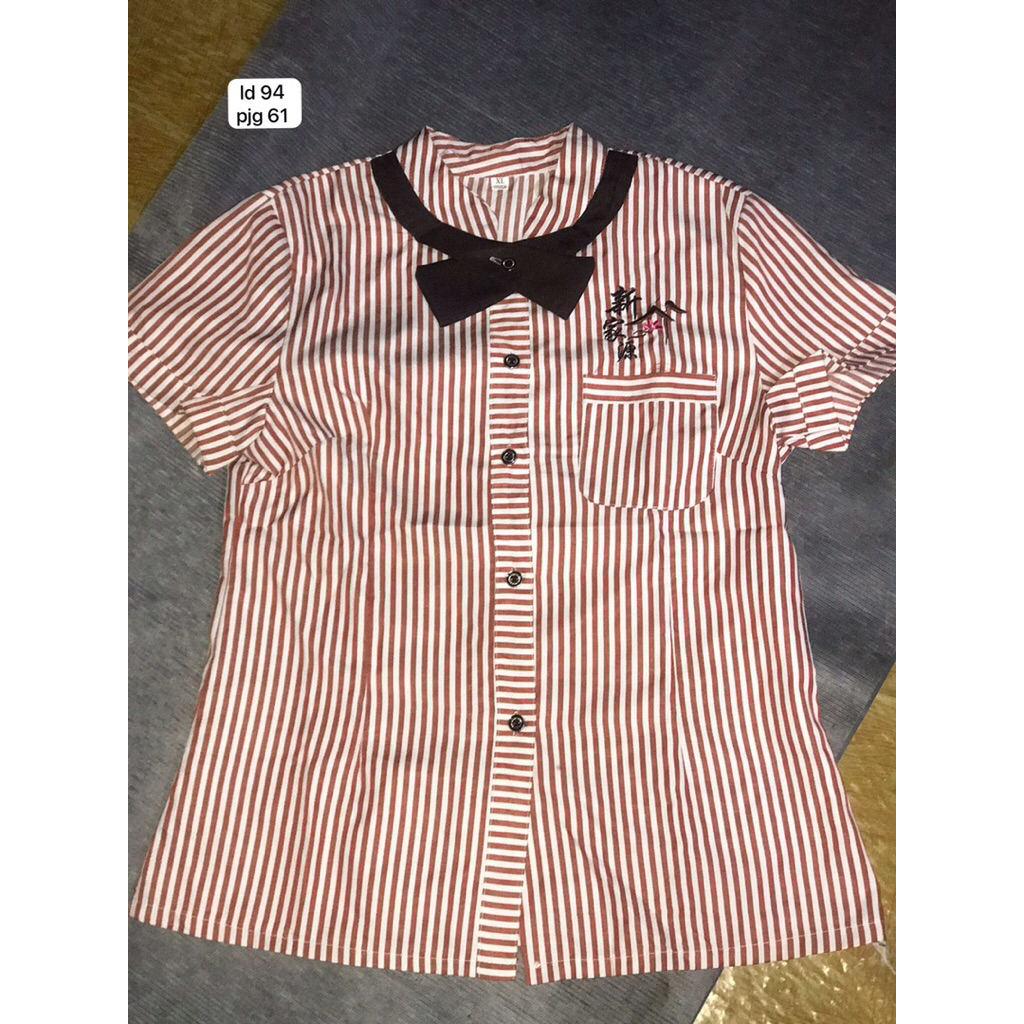 Kemeja Slim Fit Wanita