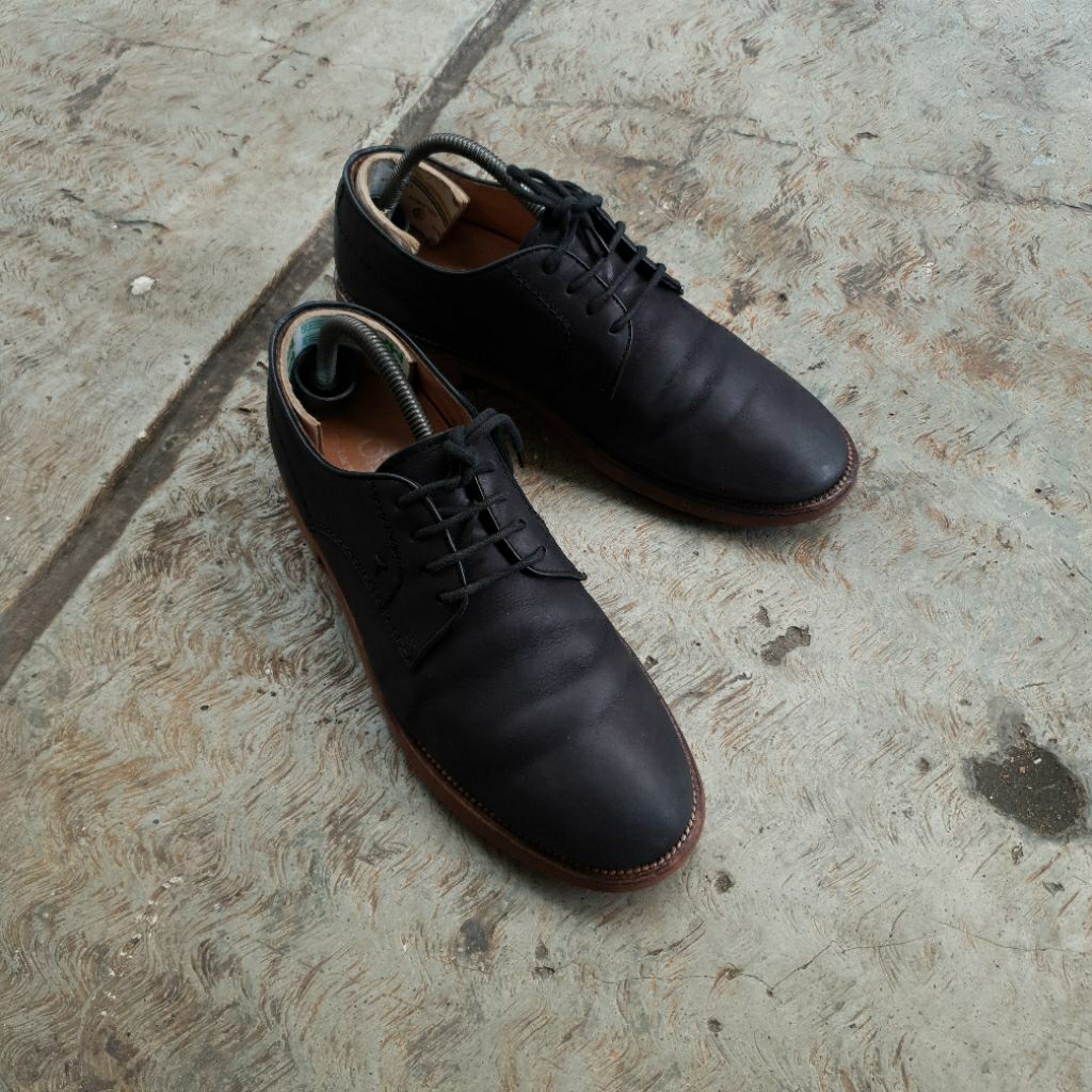 SEPATU SECOND TODS OXFORD ORIGINAL