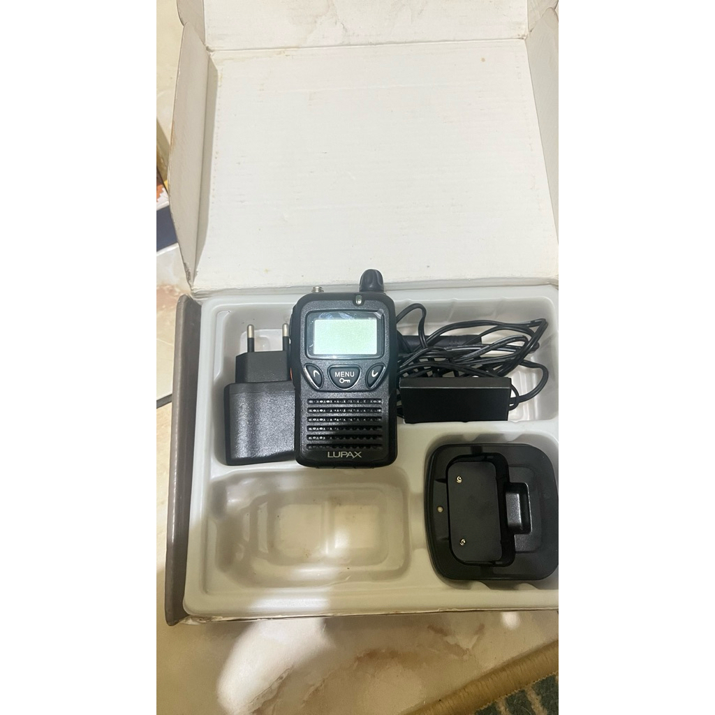 HT lupax T330 single band UHF