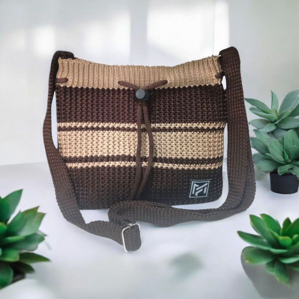 Tas Rajut Wanita Muat Hp dan Dompet Model Serut MF Selempang terbaru