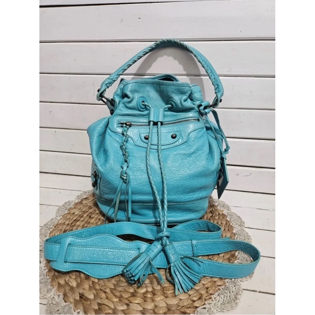 Tas Wanita Balenciaga Motor Bucket Bag Preloved