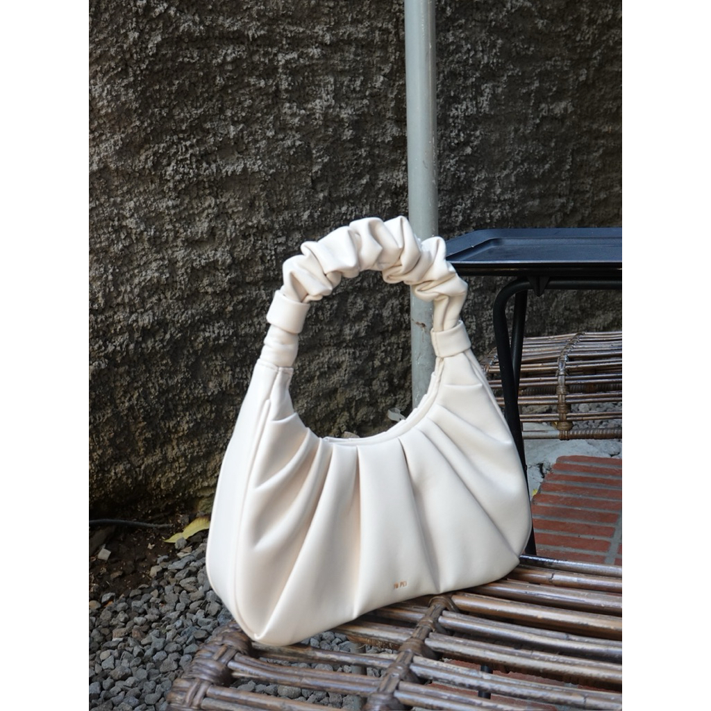 JW PEI Gabbi Bag Ivory