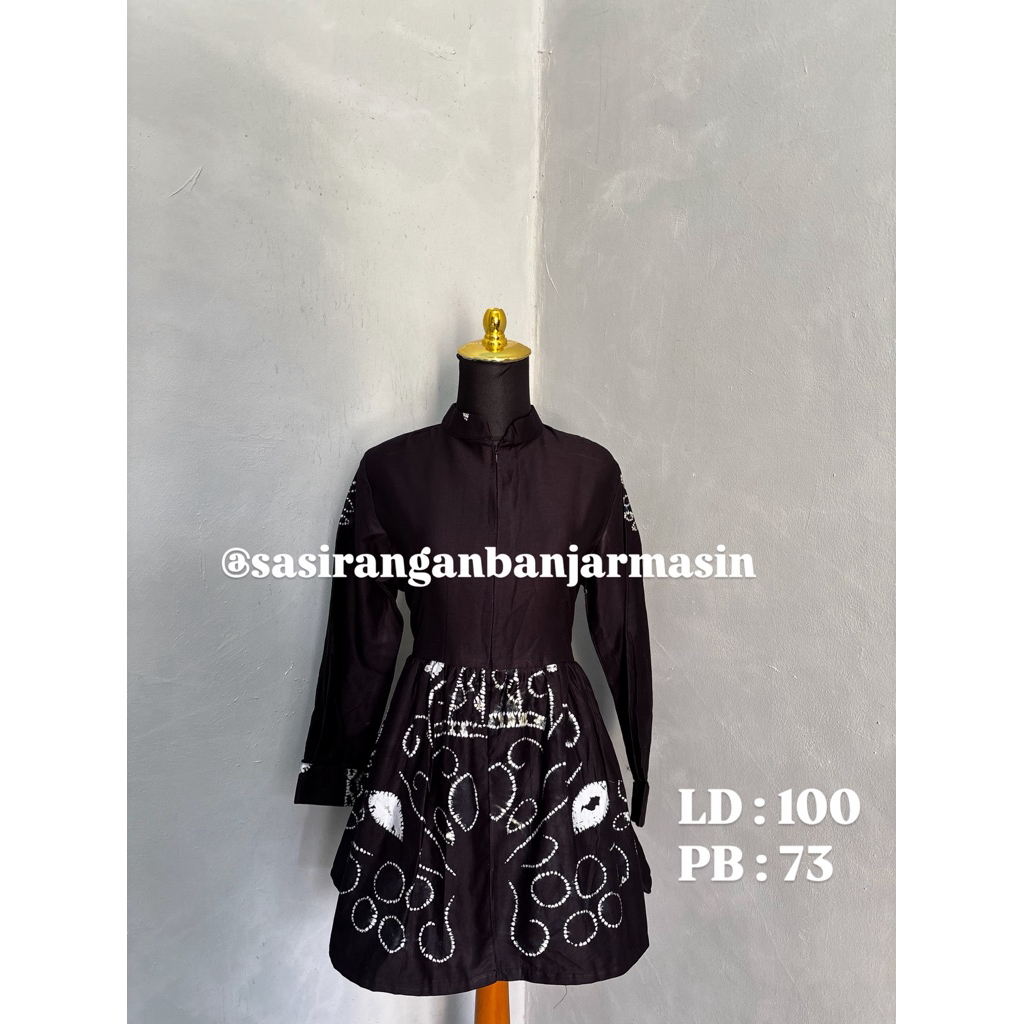 blouse sasirangan