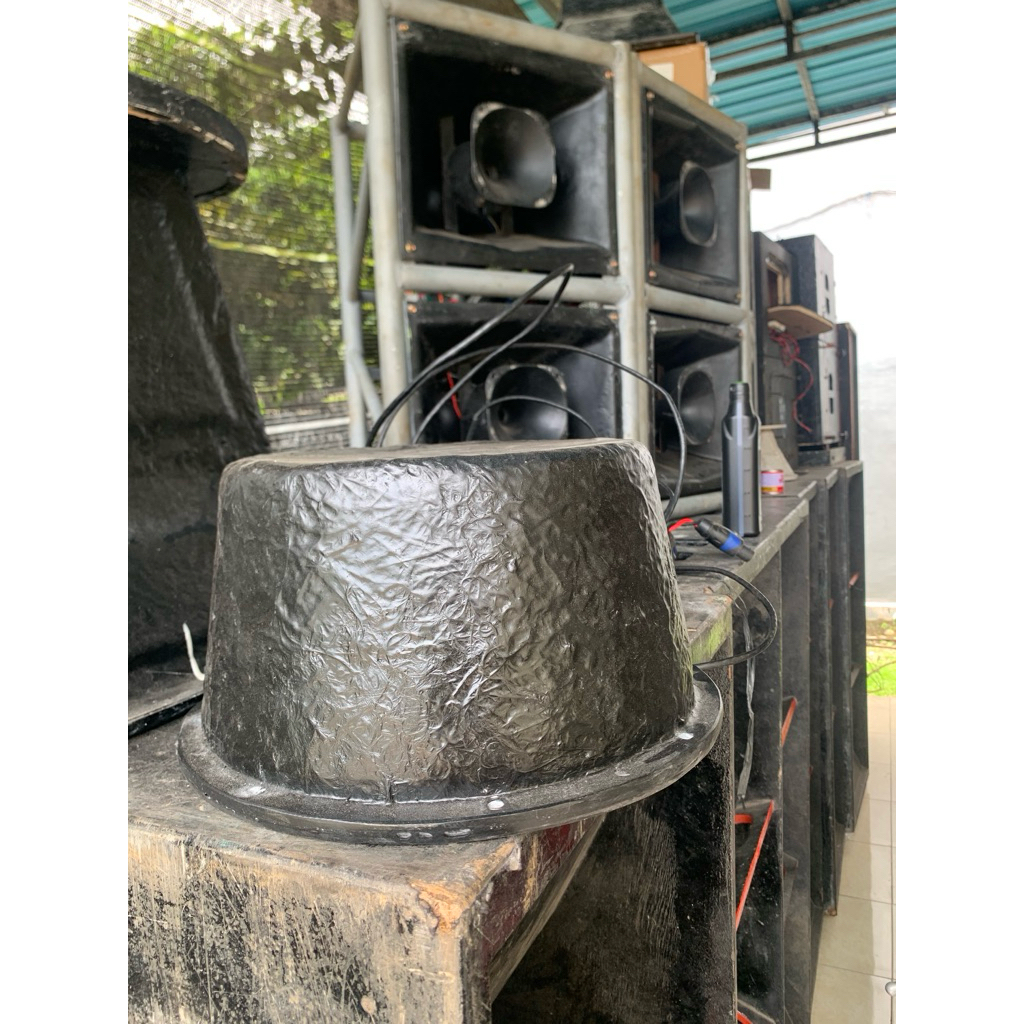 panci/tutup spiker 12 in tasso bahan fiber