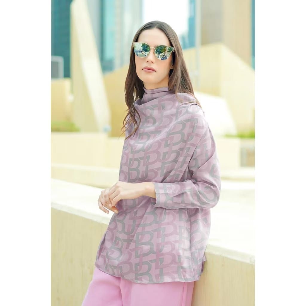BENANG JARUM MONOGRAM ( DRAPERY BLOUSE - PINK M )