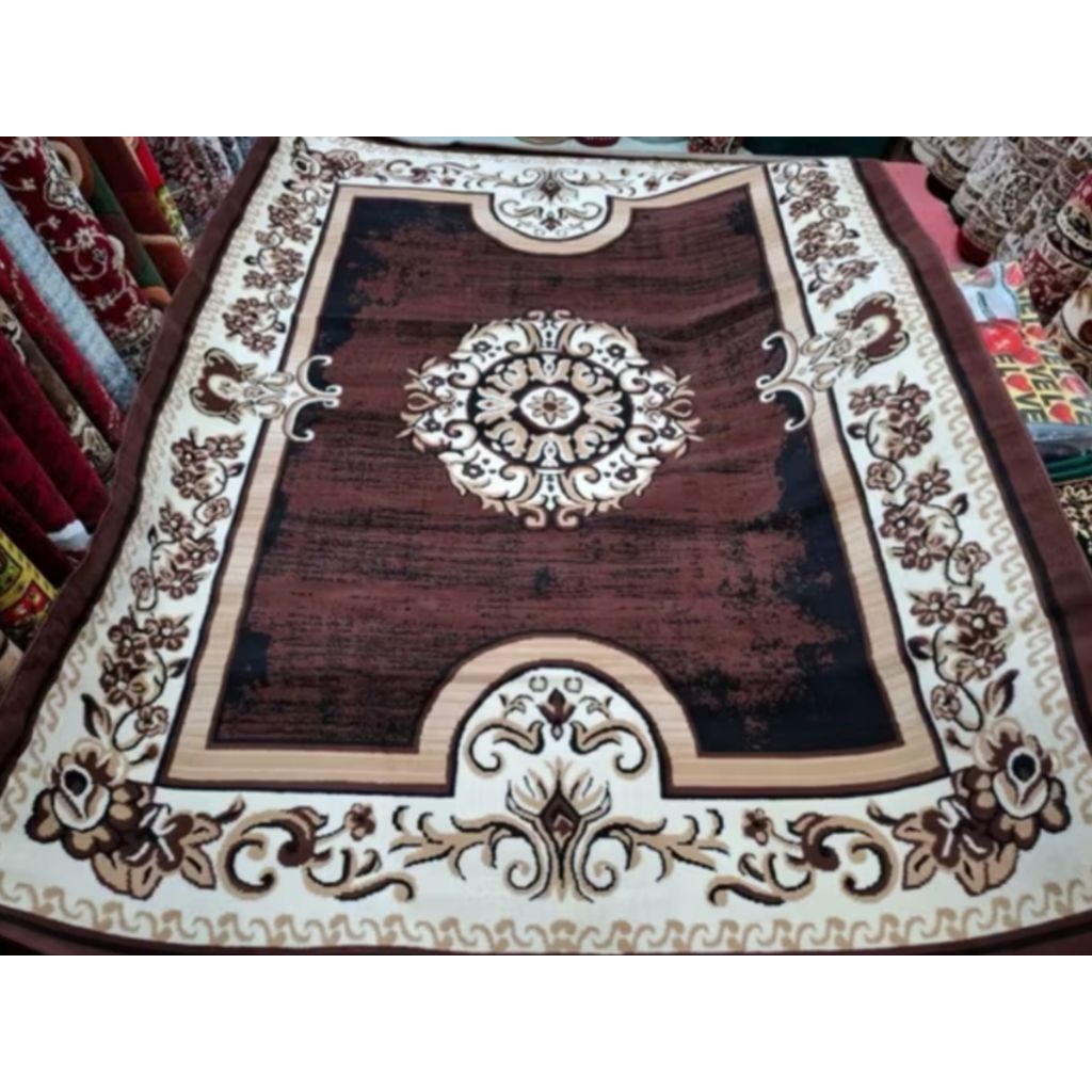 Karpet Permadani Shafira dan Momento ukuran 115 x 155cm/ 160 x 210cm/ 210 x 310cm/ 230 x 310cm/ 275 